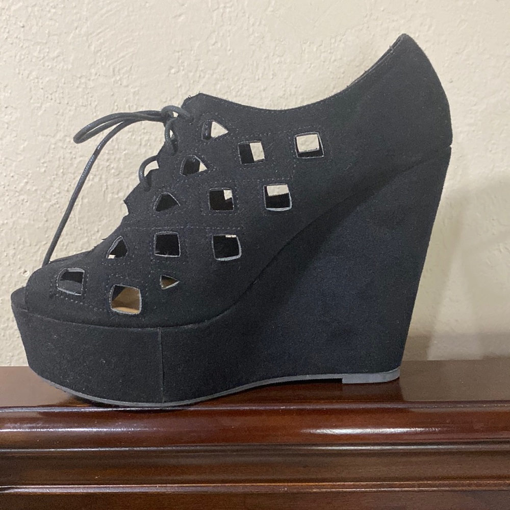 Women shoes